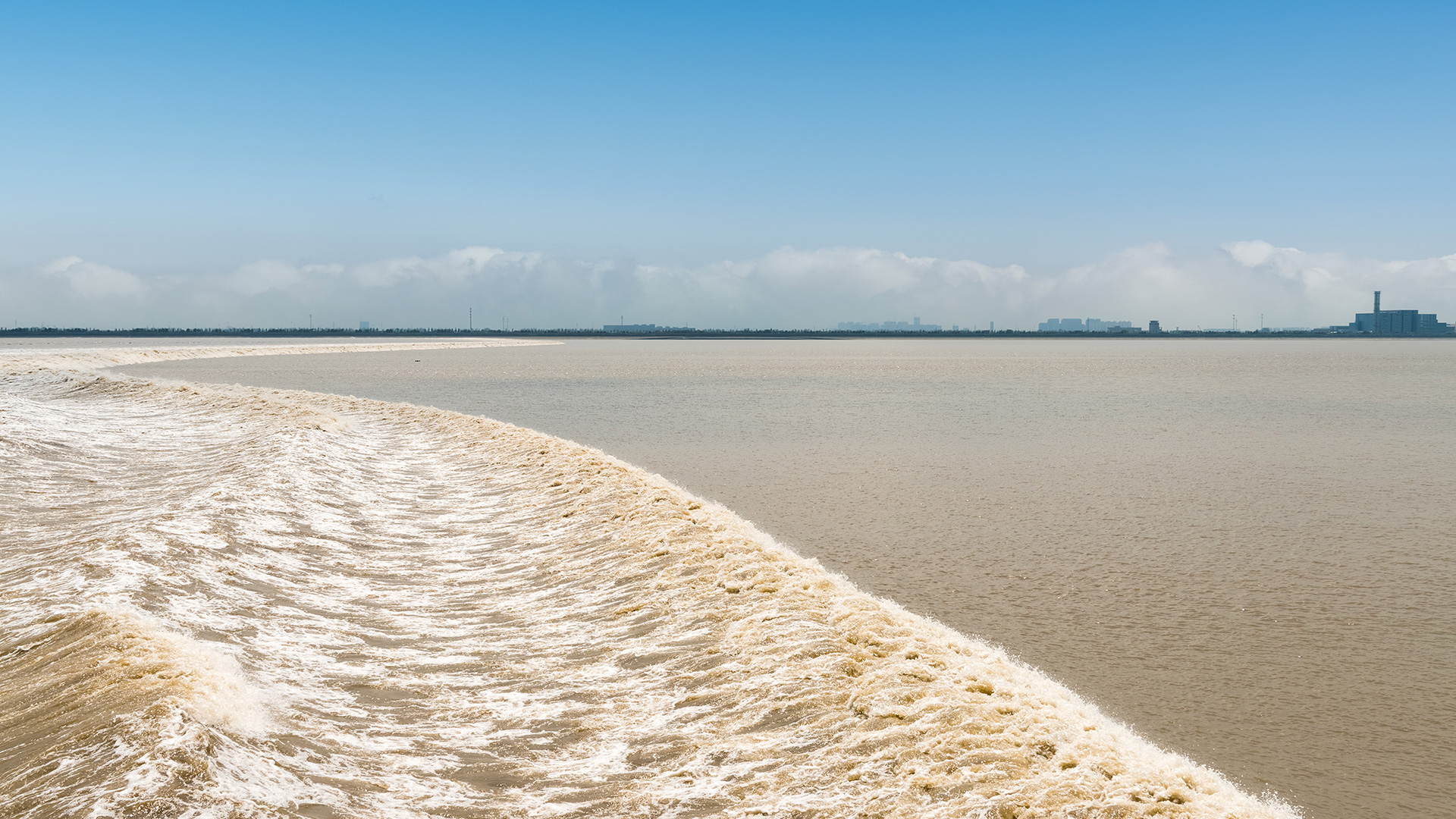 Tidal bore at Qiantang river